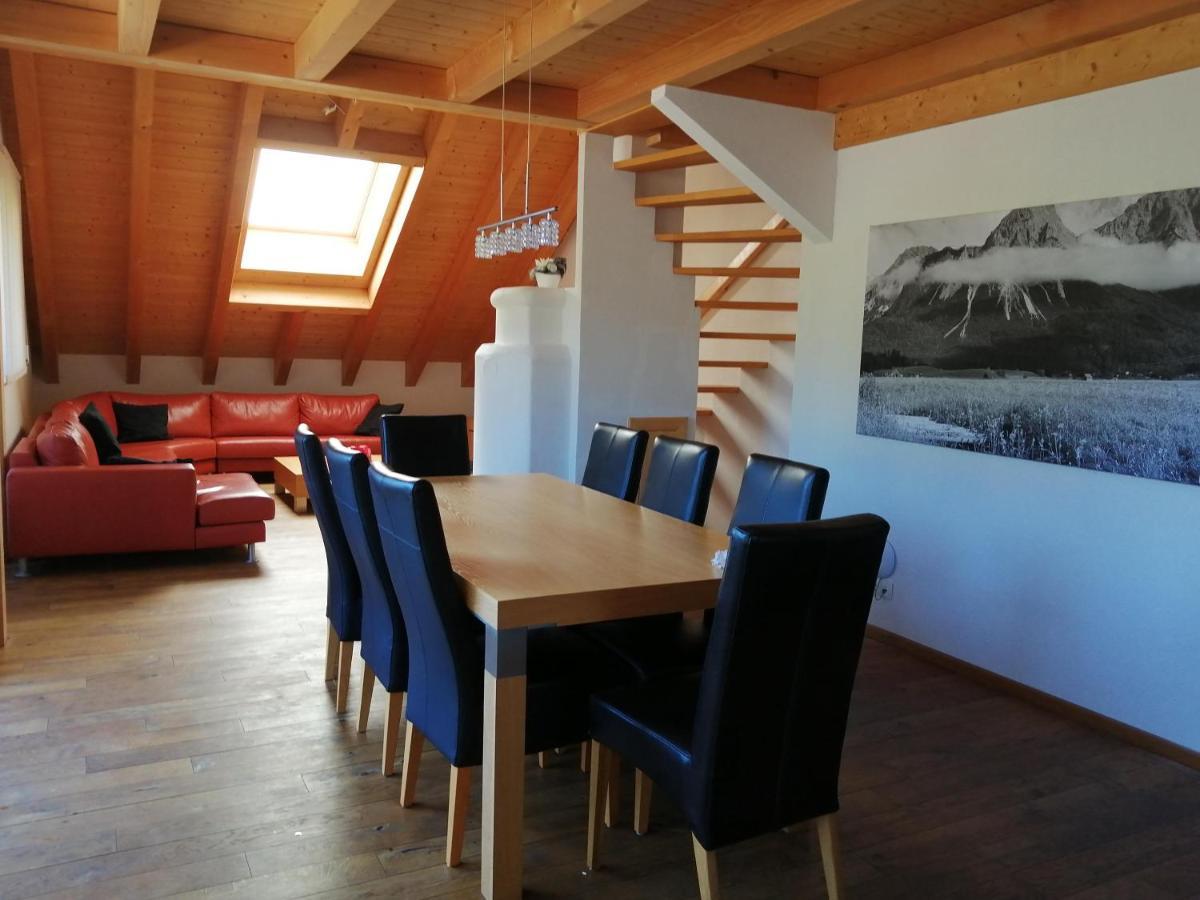 Appartement Chalet Zur Rose à Berwang Extérieur photo