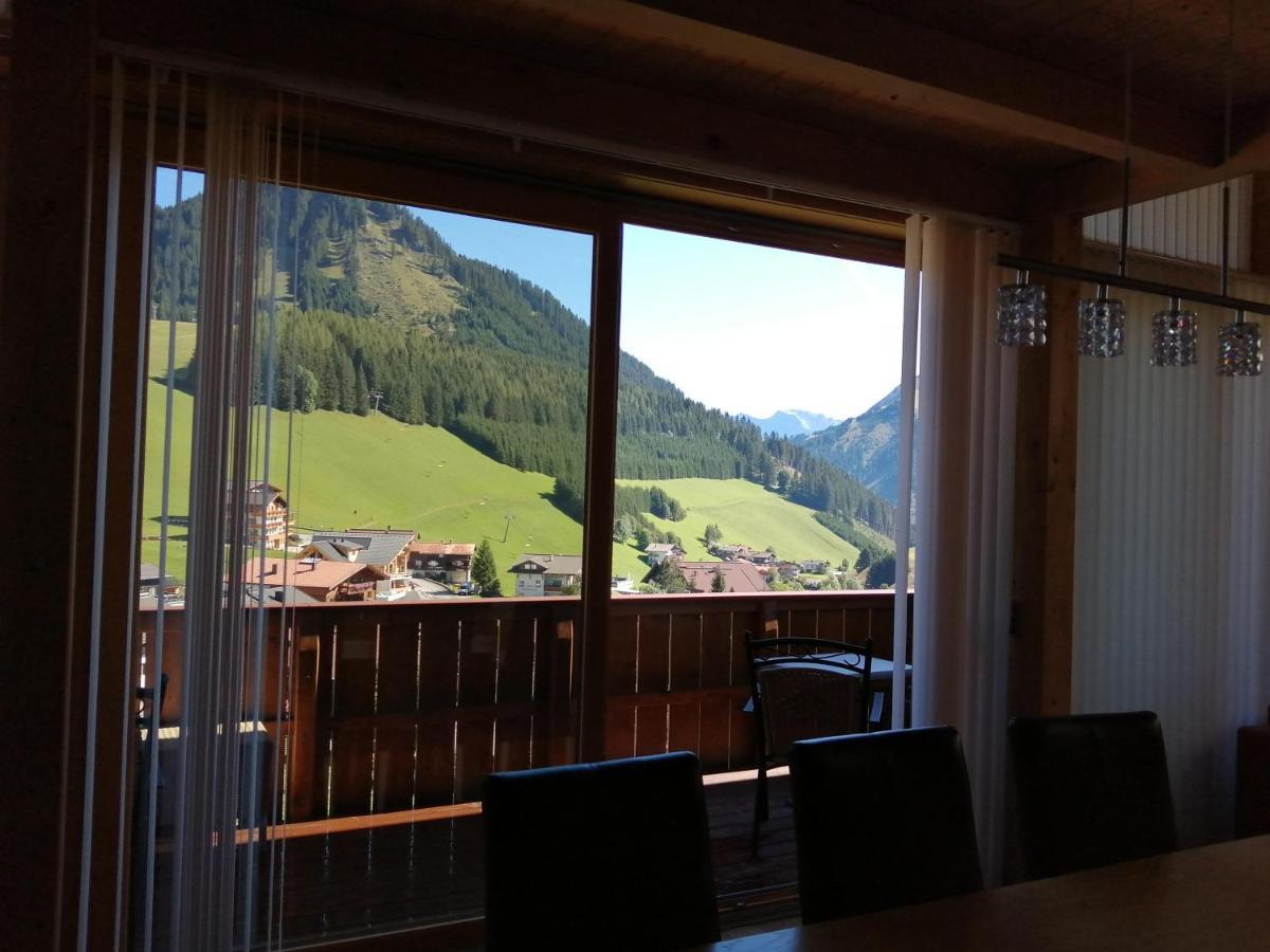 Appartement Chalet Zur Rose à Berwang Extérieur photo