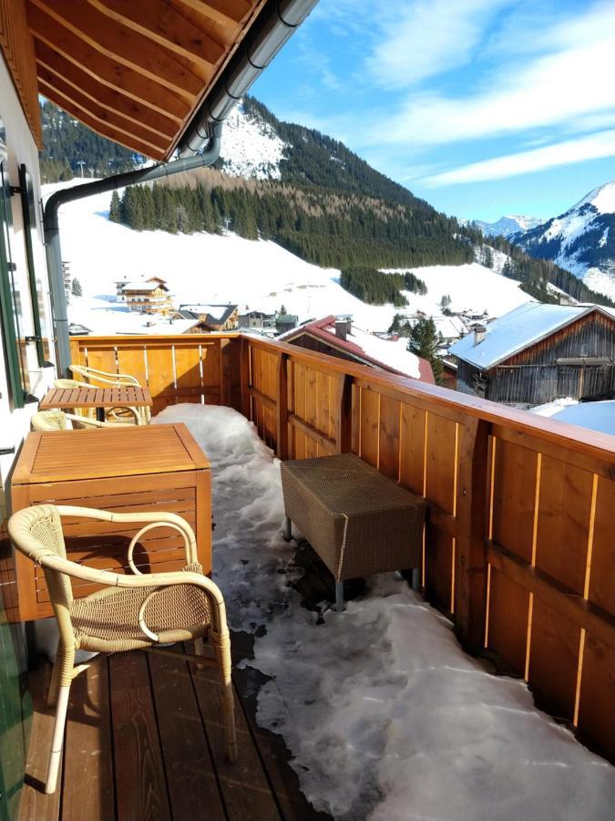 Appartement Chalet Zur Rose à Berwang Extérieur photo